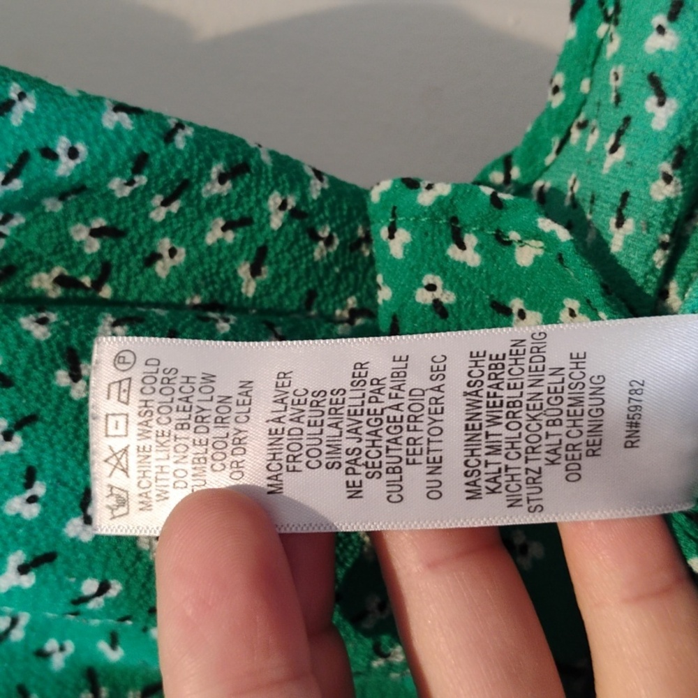 Adriana Papell size extra large green with little flowers women's top - Picture 5 of 6